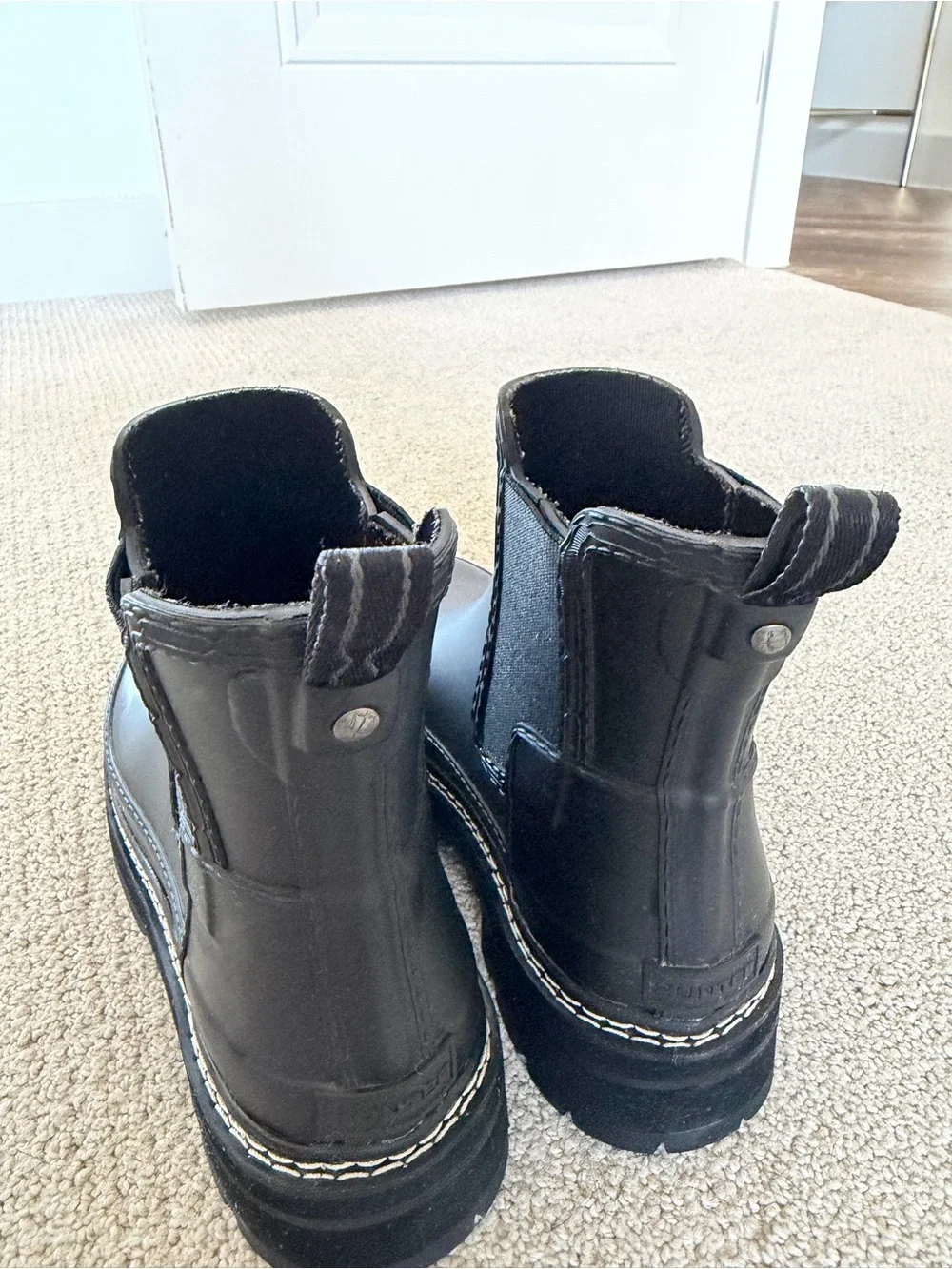 Hunter Chelsea Refined Stitched Rain Boots